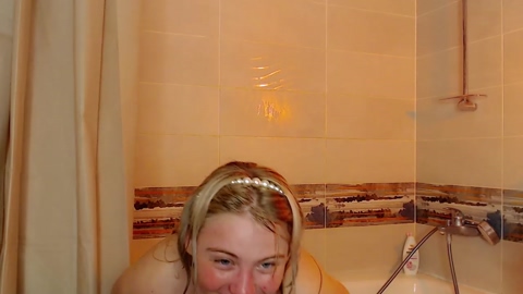 shy_blondiee  06-02-2023